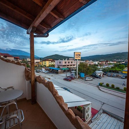 Hotel Shpella Berat Buitenkant foto