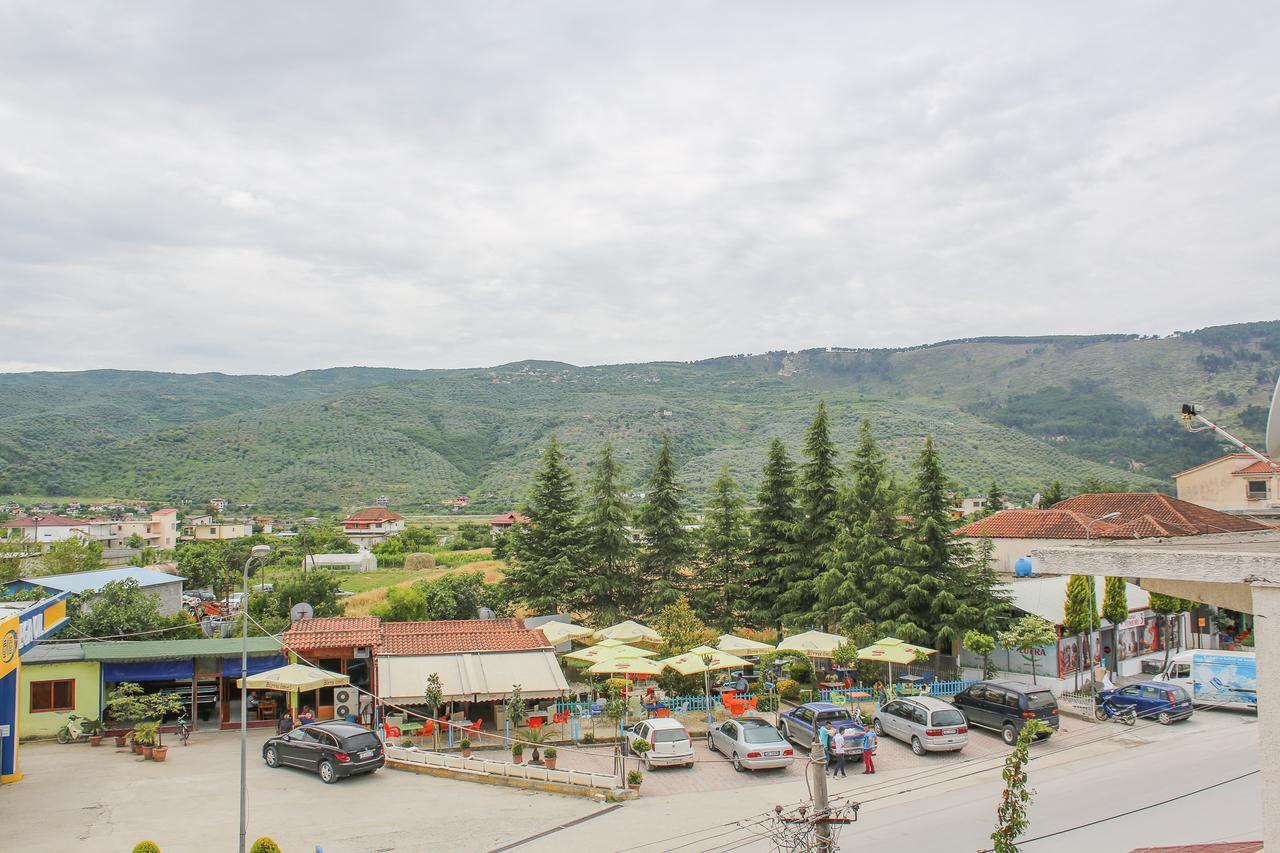 Hotel Shpella Berat Buitenkant foto